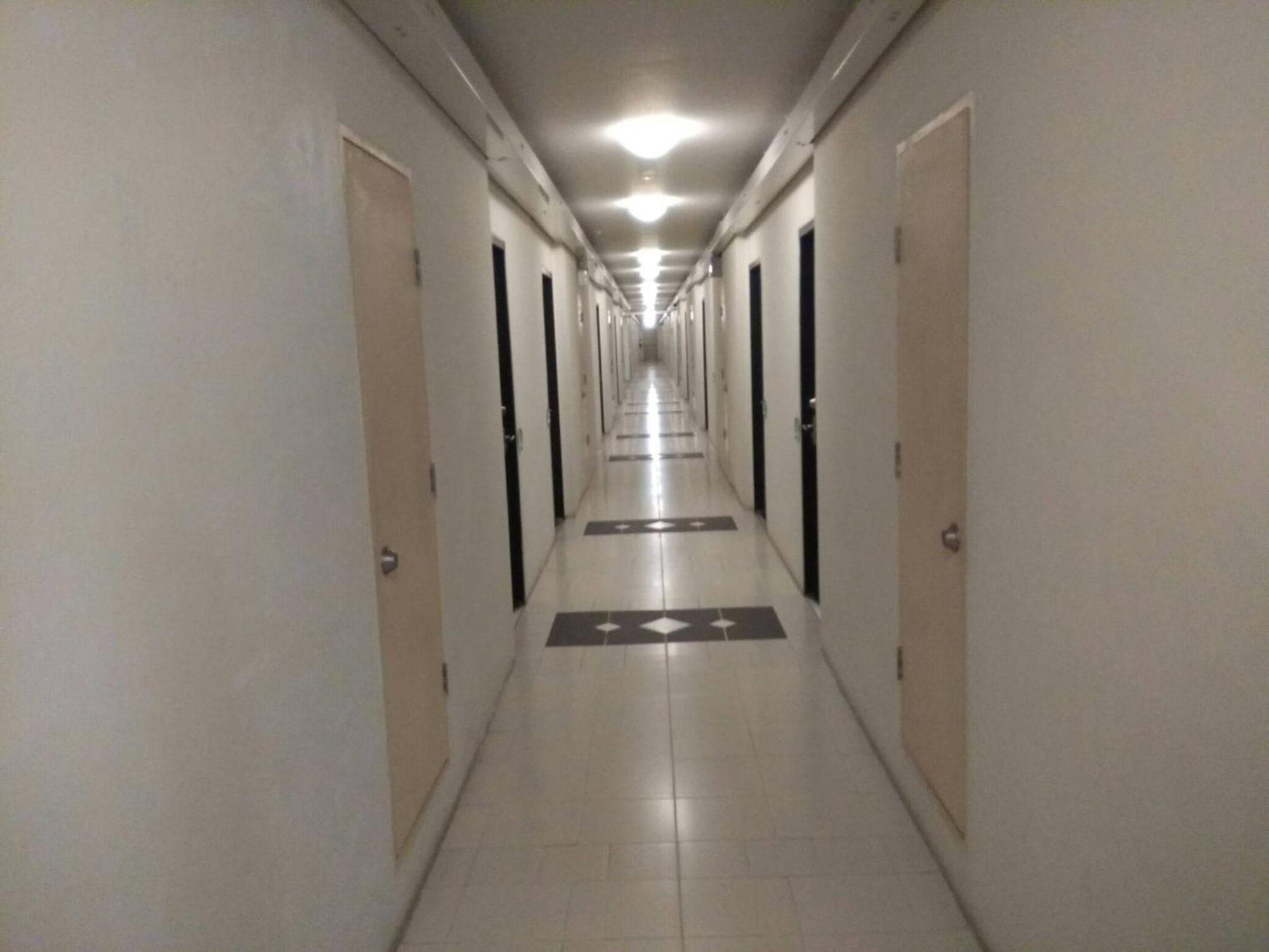 Savi Deluxe3 Nr Bangkokpiyavet Hospital Bangkok